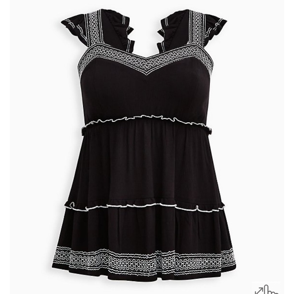 Black/White top - Torrid, Size 2 (NWT)